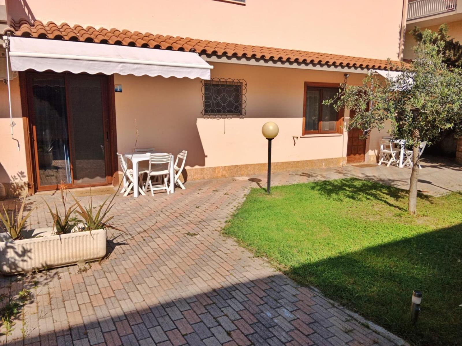Brezza Marina Studios Montesilvano Marina Exterior foto